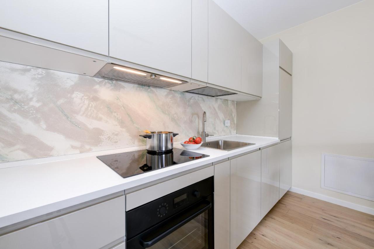 Opalia Residence - Garda Lake Lifestyle Apartment Песк'єра-дель-Гарда Екстер'єр фото