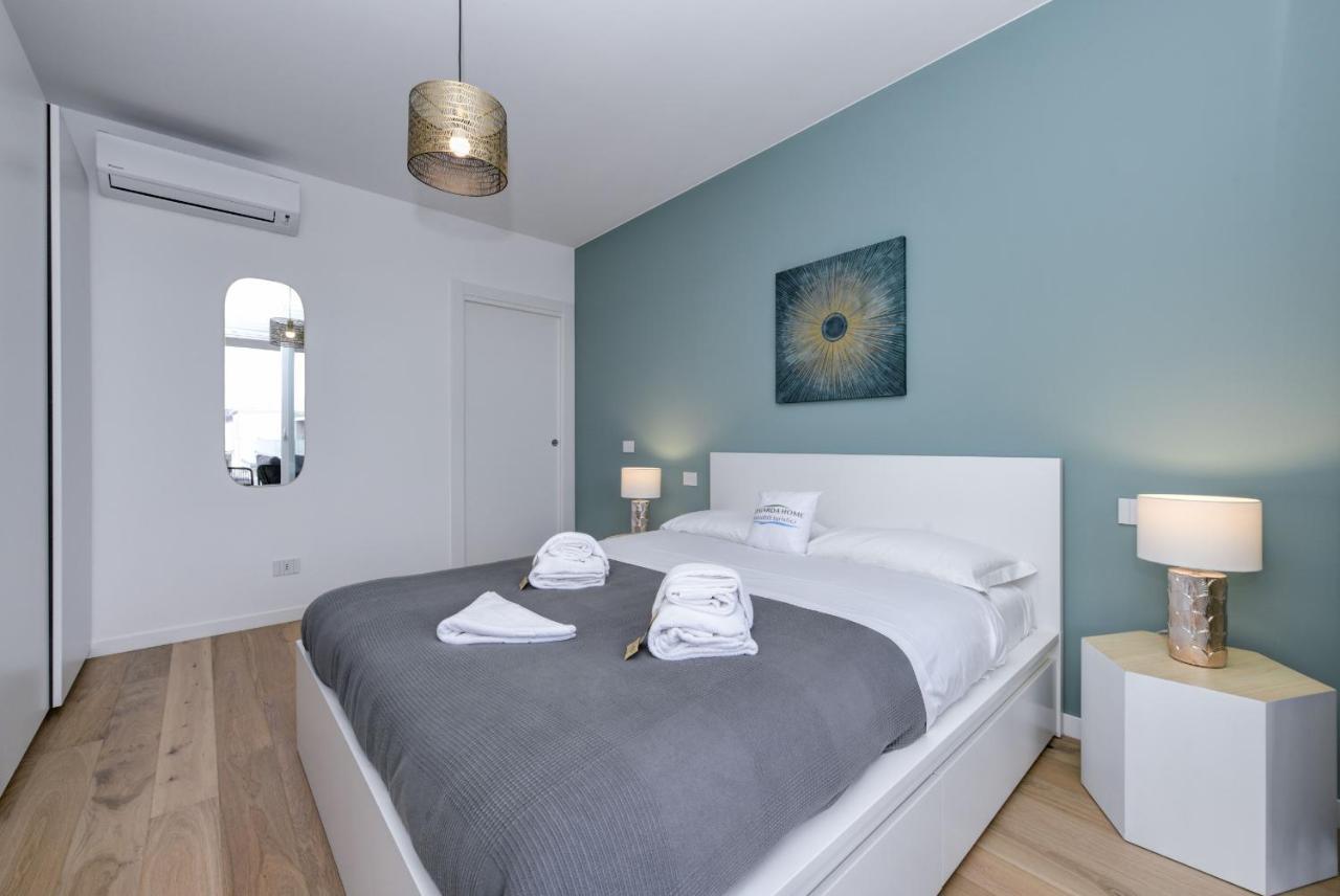 Opalia Residence - Garda Lake Lifestyle Apartment Песк'єра-дель-Гарда Екстер'єр фото