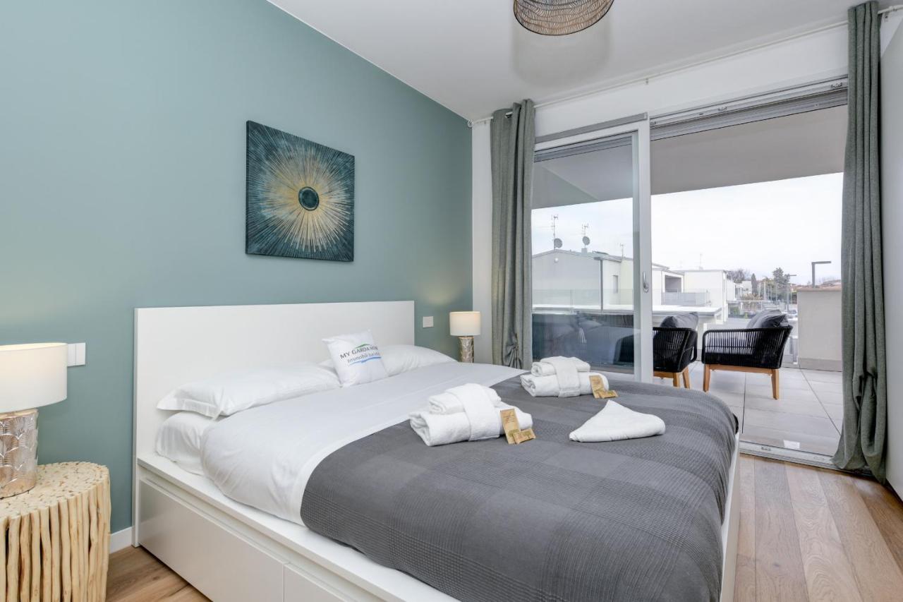 Opalia Residence - Garda Lake Lifestyle Apartment Песк'єра-дель-Гарда Екстер'єр фото