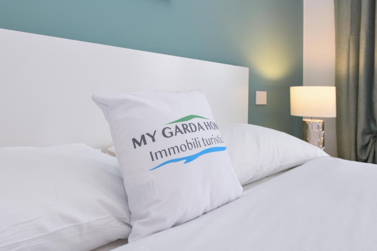 Opalia Residence - Garda Lake Lifestyle Apartment Песк'єра-дель-Гарда Екстер'єр фото