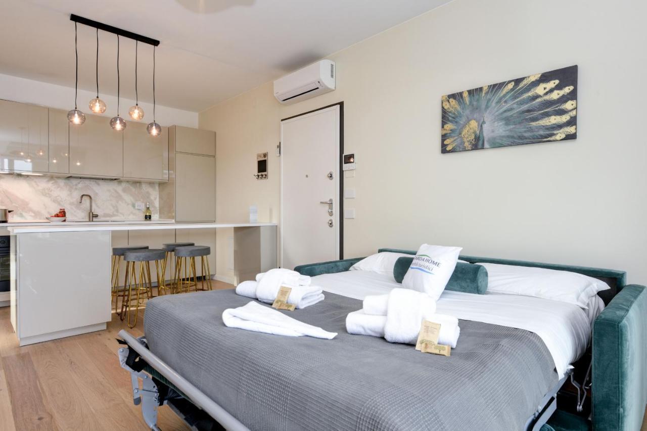 Opalia Residence - Garda Lake Lifestyle Apartment Песк'єра-дель-Гарда Екстер'єр фото