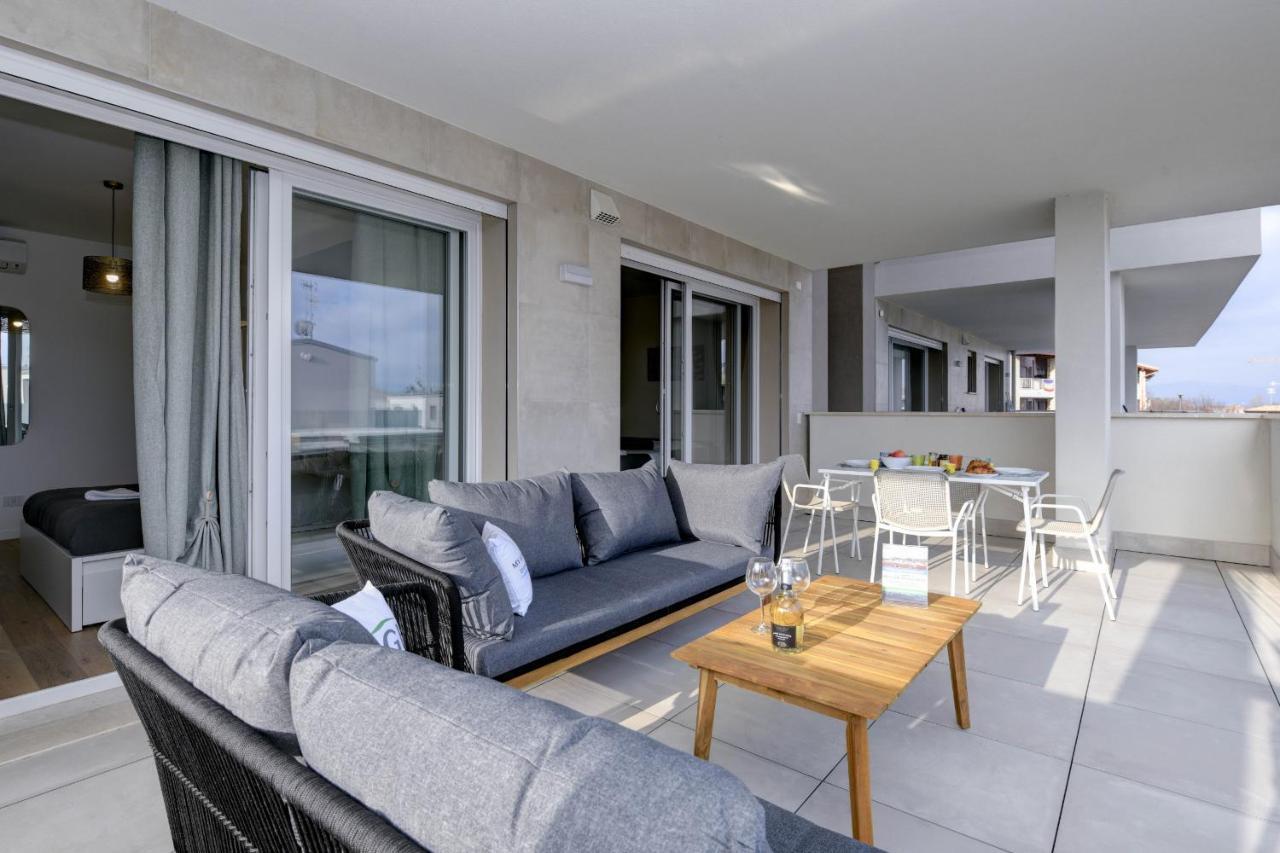 Opalia Residence - Garda Lake Lifestyle Apartment Песк'єра-дель-Гарда Екстер'єр фото