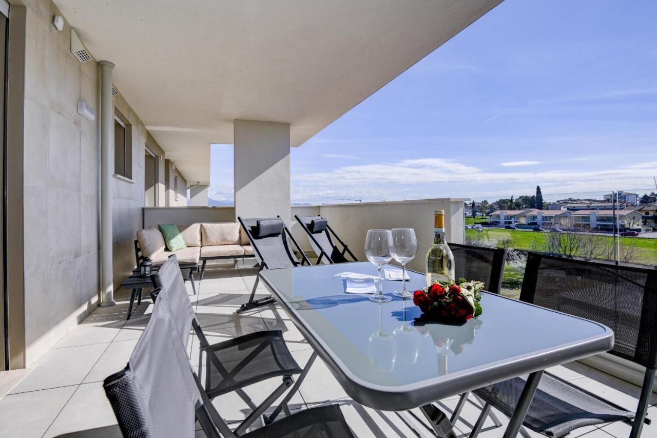 Opalia Residence - Garda Lake Lifestyle Apartment Песк'єра-дель-Гарда Екстер'єр фото